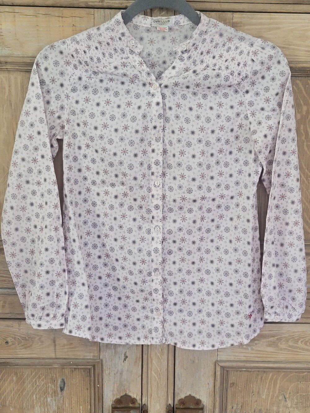 Cyrillus Paris Girls Smocked Floral Star Button Down Shirt Blouse Size 12A / 12